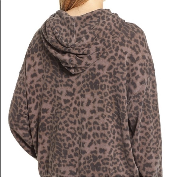 Anthropologie Sundry Leopard Print Cozy Hoodie Sweatshirt Size S Athleisure - Picture 2 of 15